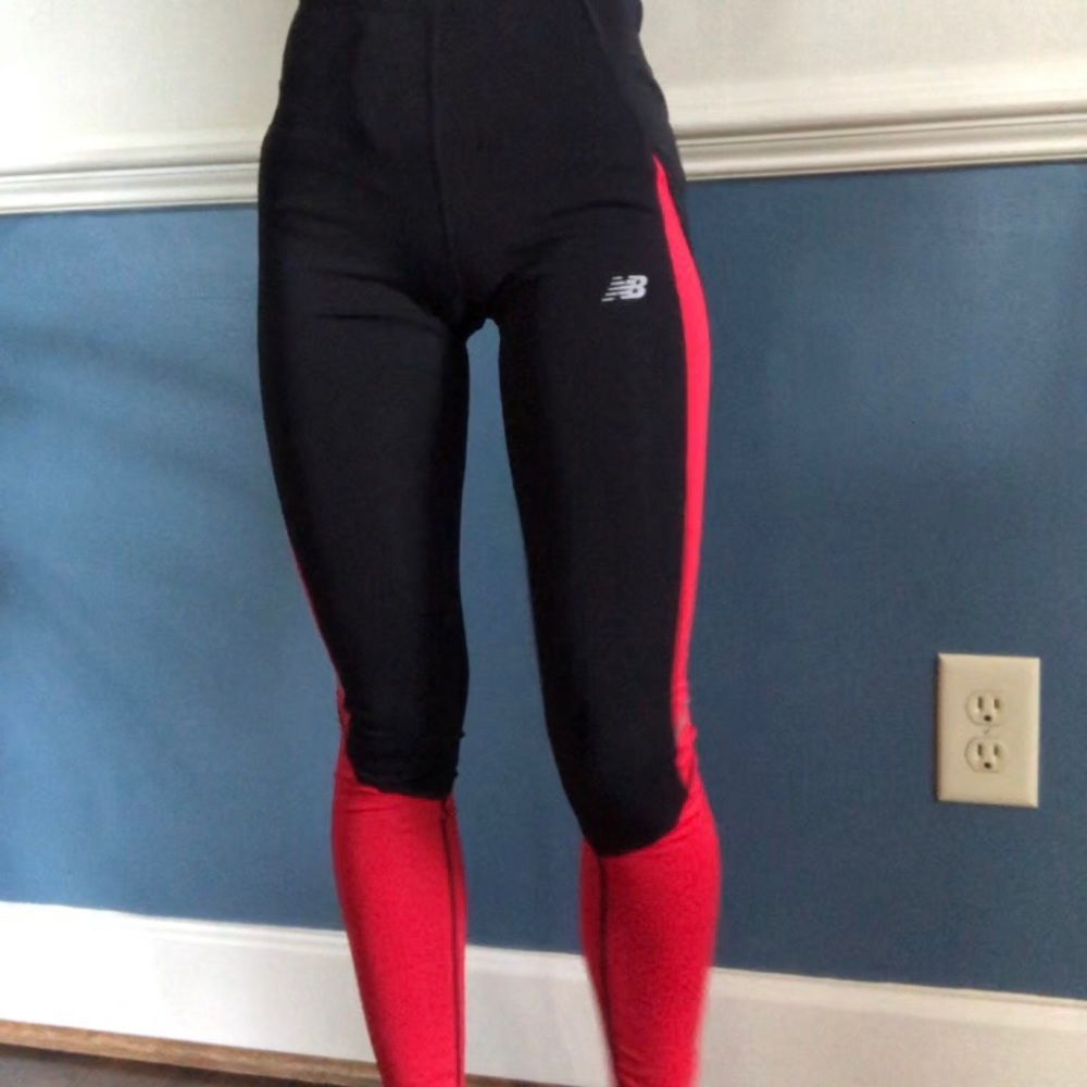 Black leggings with Red Detailing